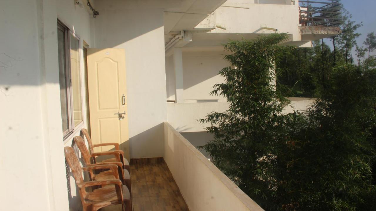 Kollanoor Guest House Madikeri Exterior photo